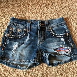 Miss Me medium wash Shorts